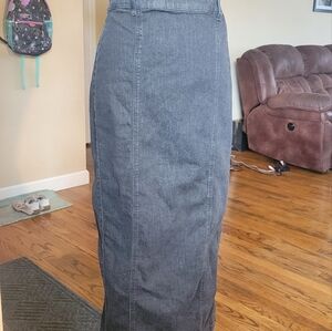 Belle Vere Black Denim Pencil‎ Skirt